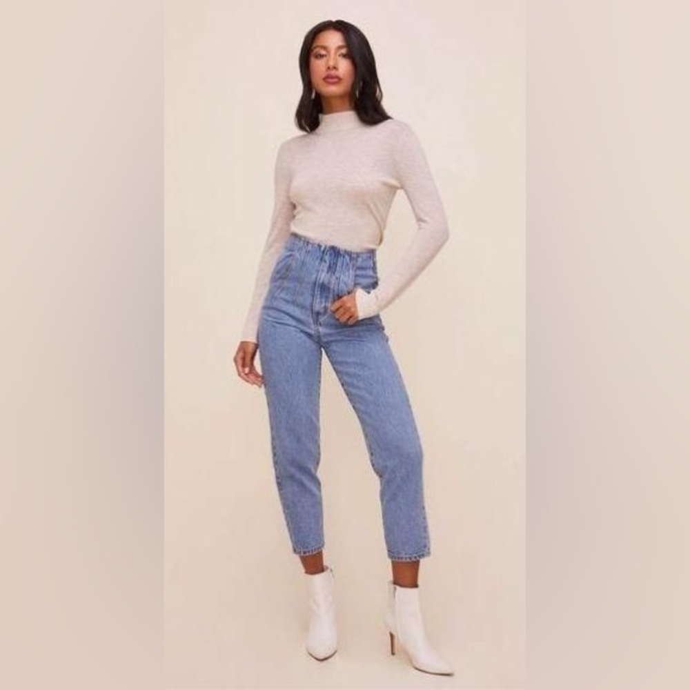 NWT ASTR The Label High Waist Crop Ankle Jeans